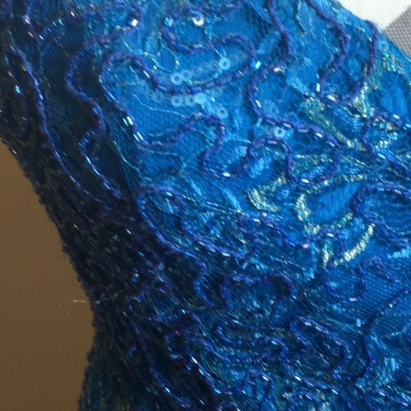 Pre-own worn once Le femme Marylin Monroe … - Picture 3 of 6